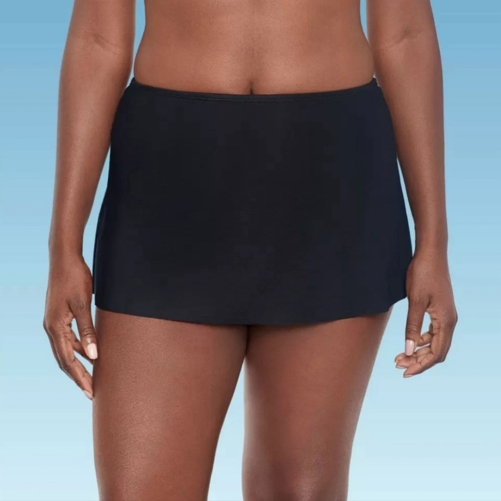 Dreamsuit by Miracle Brands Slimming Control Solid Swim Bikini Skirt